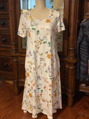 White Floral Short-Sleeve Maxi Dress with Multicolor Blooms